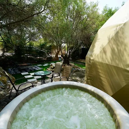 Campismo de Luxo Olive Domes Nea Moudania