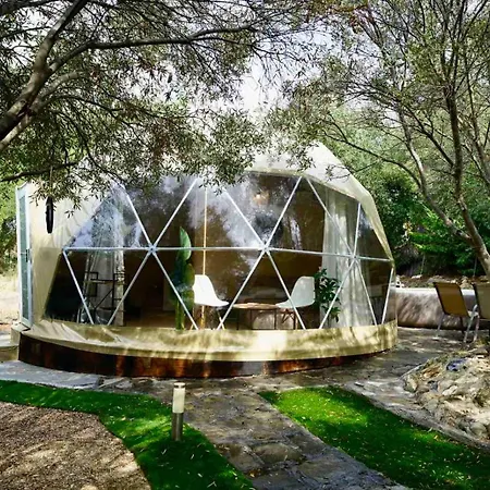 Olive Domes Campismo de Luxo Nea Moudania