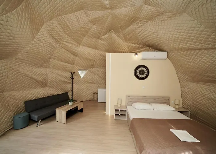 Olive Domes Luxuszelt Nea Moudania