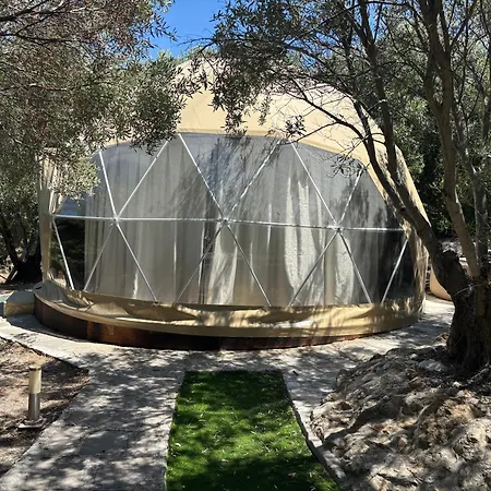 Olive Domes Luxe tent