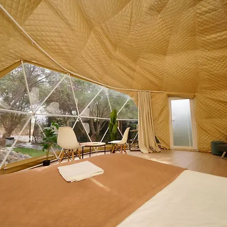 Роскошный шатер Olive Domes