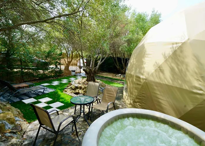 Olive Domes * Νέα Μουδανιά